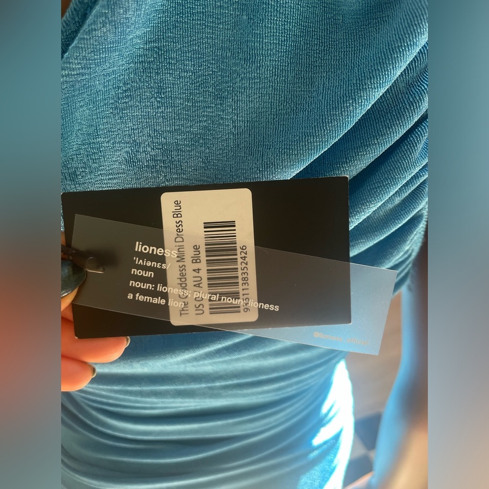 Lioness NWT The Goddess Mini
Ruched Dress WomensOne
Shoulder Blue New Short - Picture 8 of 10